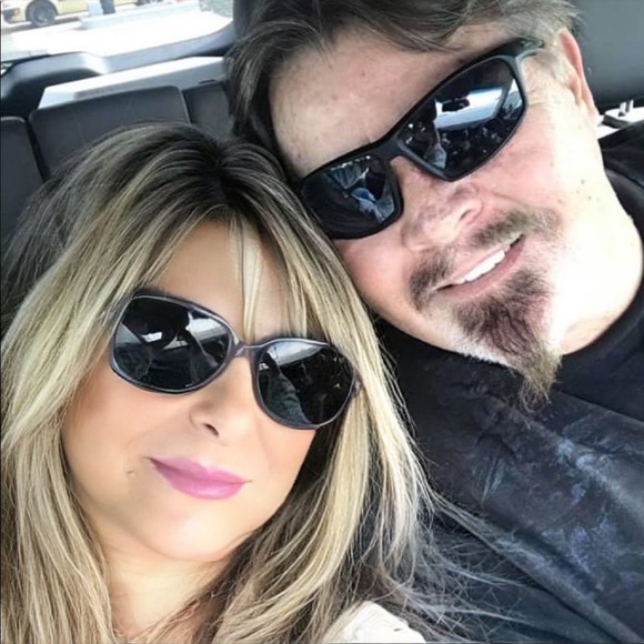 Meet your Posher, Lisa - Picture 1 of 1